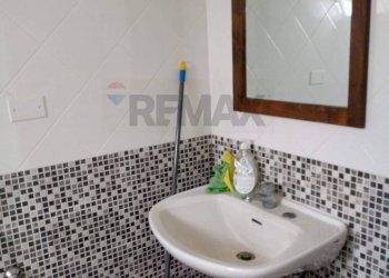 Bagno - Locale Commerciale Viale Castagnola
 
8, Catania - foto 5