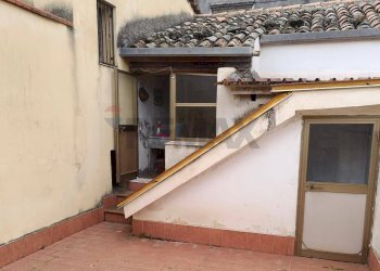 Scale - Casa indipendente via Maggiore Barracca, Castiglione di Sicilia - foto 9