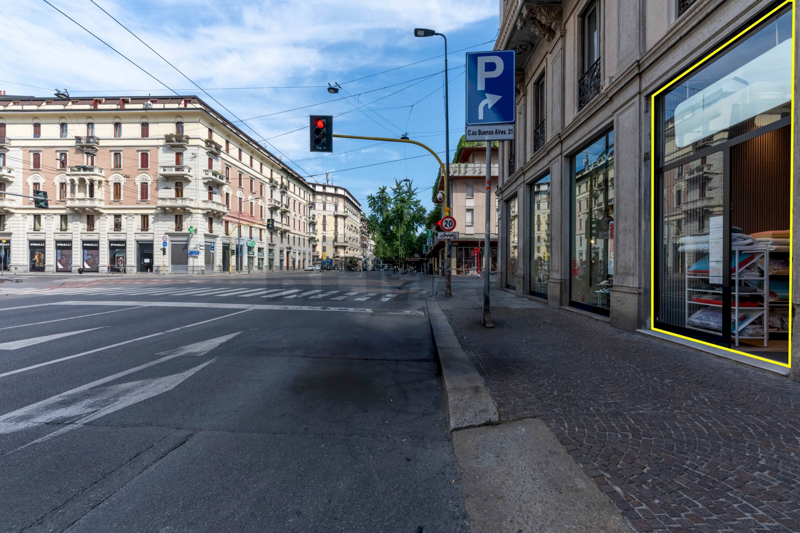 Palazzo - Commercial Activity Via Pergolesi
 
1, Milano - photo 2