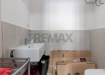 Bagno - Commercial Activity Via Pergolesi
 
1, Milano - photo 14