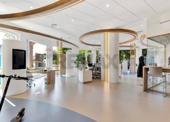 ufficio pt - Shop VIA TIEPOLO
 
10, Monza - photo 4