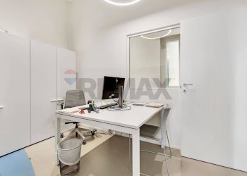 Ufficio - Shop VIA TIEPOLO
 
10, Monza - photo 9