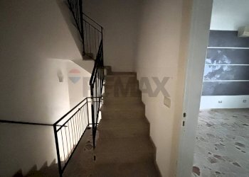 Scale - Casa indipendente Via Giuliano, Floridia - foto 15