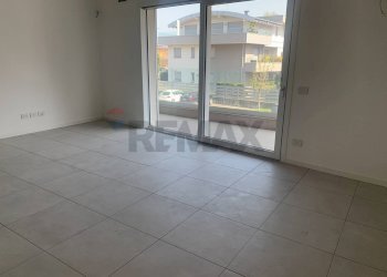 Stanza vuota - Quadrilocale Piazza Libertà, Stezzano - foto 9