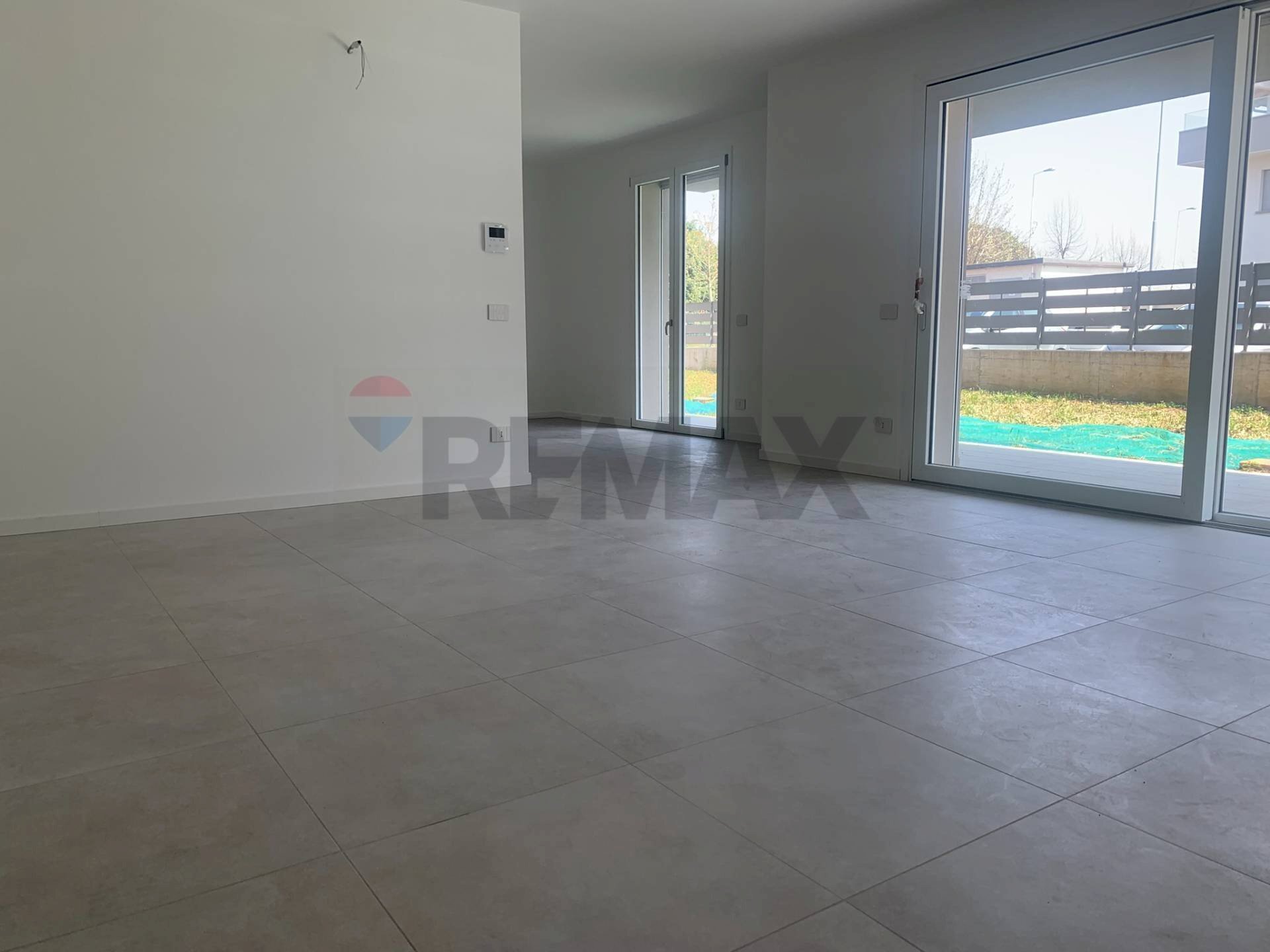 Stanza vuota - Four-room apartment Via Bastone, Dalmine - photo 3