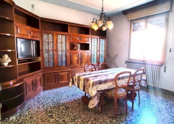 Sala da pranzo - Casa indipendente Darfo Boario Terme - foto 9