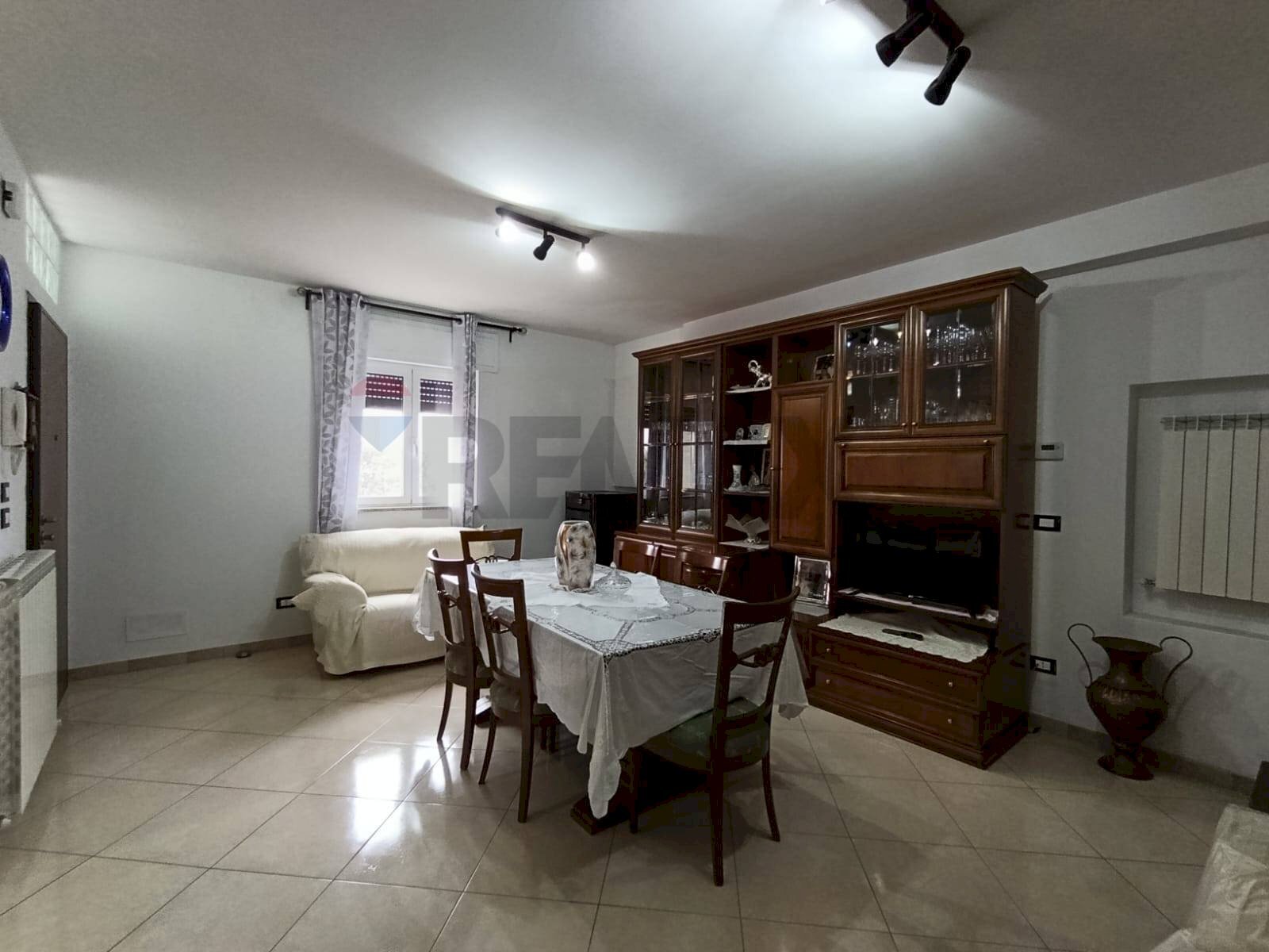 Sala da pranzo - Semi-detached house Via Feudo
4, Ripa Teatina - photo 3