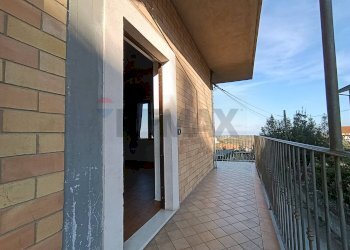 Balcone - Trilocale Via San Rocco
 
134, Giuliano Teatino - foto 3