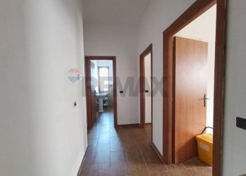 Hall / corridoio - Trilocale Via San Rocco
 
134, Giuliano Teatino - foto 7