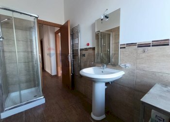 Bagno - Trilocale Via San Rocco
 
134, Giuliano Teatino - foto 14