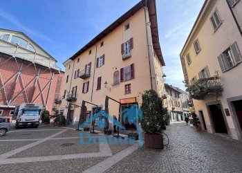 Foto 1 - Locale Commerciale piazza verdi, Pinerolo - foto 1