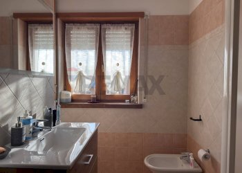 Bagno - Trilocale Via Giovanni Buzzatti
 
41, Sedico - foto 11