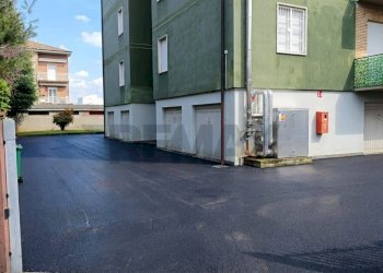 Edificio all\'aperto - Magazzino via tiepolo
 
2, Presezzo - foto 1