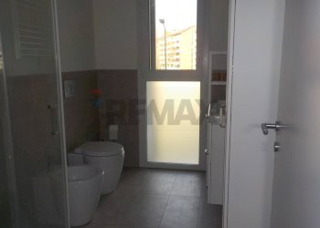 Bagno - Trilocale Via Eugenio Colorni
 
6, Milano - foto 20
