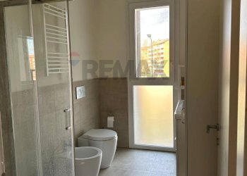 Bagno - Trilocale Via Eugenio Colorni
 
6, Milano - foto 22