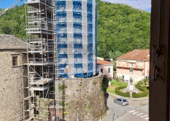 TORRE - Quadrilocale PIAZZA VITTORIO EMANUELE
 
3, Varese Ligure - foto 4