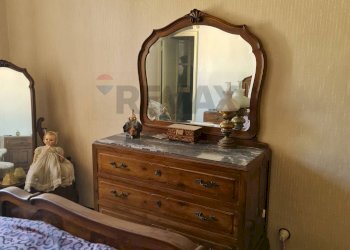 CAMERA MATRIMONIALE - Quadrilocale PIAZZA VITTORIO EMANUELE
 
3, Varese Ligure - foto 15