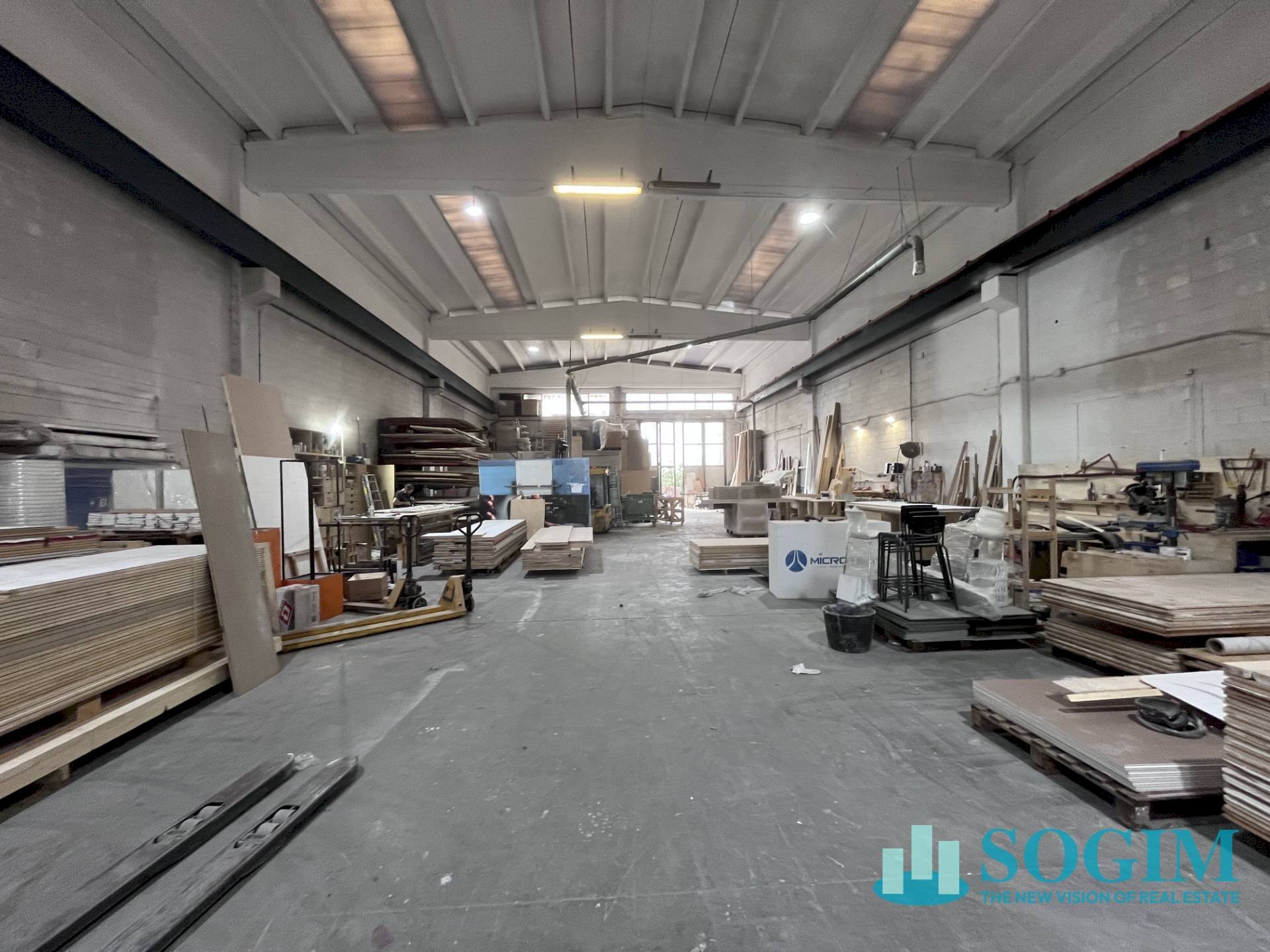 Foto 1 - Capannone via Edison
 
5, Gudo Visconti - foto 1