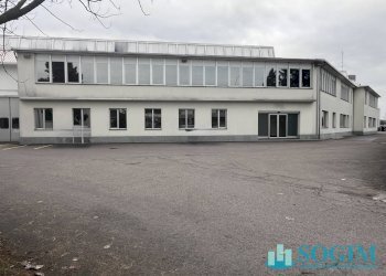 Foto 1 - Capannone via Dante
 
55, Abbiategrasso - foto 1