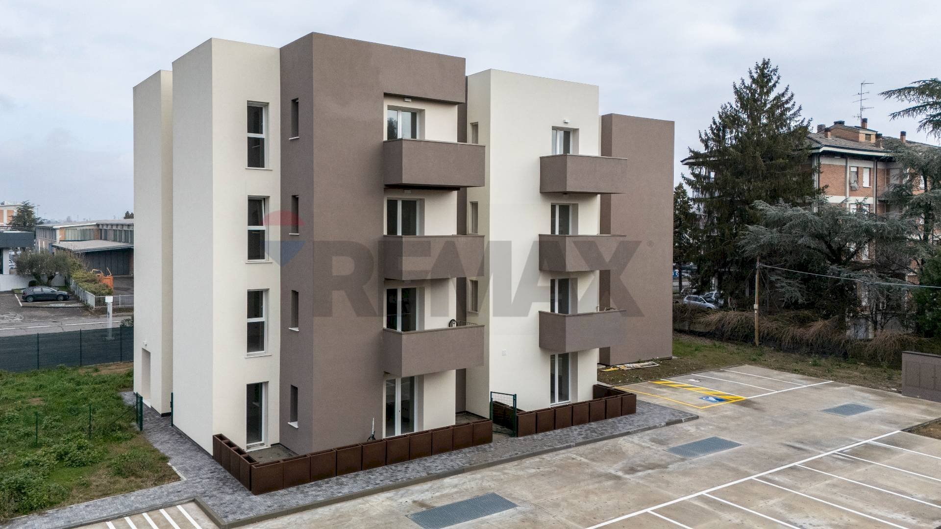 Edificio all\'aperto - Bilocale Reggio nell'Emilia - foto 2