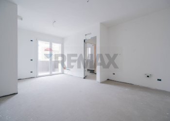 Stanza vuota - Bilocale Reggio nell'Emilia - foto 4