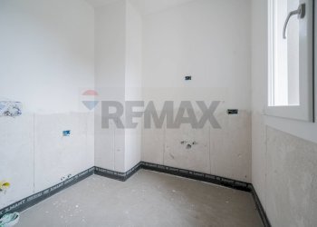 Stanza vuota - Bilocale Reggio nell'Emilia - foto 14