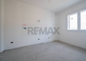 Stanza vuota - Quadrilocale Reggio nell'Emilia - foto 8