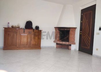 Soggiorno - Trilocale VIA DI CERI
 
103, Cerveteri - foto 4