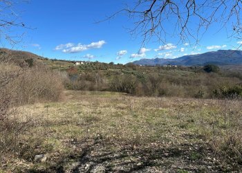 Vista delle montagne - Terreno agricolo Località Colle, Colli a Volturno - foto 5
