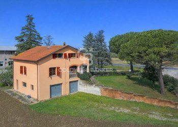 Foto 2 - Casa indipendente Via Trasversale Marecchia
 
1411, Santarcangelo di Romagna - foto 2