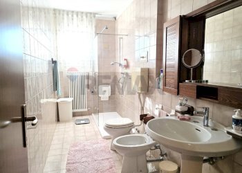 Bagno - Casa semi indipendente Via Delle Corne
 
13, Valdobbiadene - foto 18