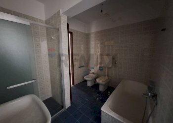 Bagno 1 - Appartamento via Generale Cascino
 
42, Comiso - foto 5