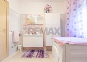 Bagno - Quadrilocale Via Anton Giulio Majano
 
24, Chieti - foto 15