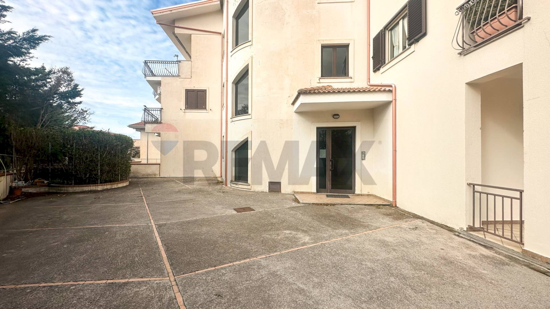 Portone ingresso esterno - Appartamento via dei Bizantini
 
2, Belvedere Marittimo - foto 2