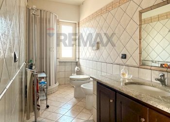 Bagno con doccia - Appartamento via dei Bizantini
 
2, Belvedere Marittimo - foto 18