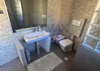 Bagno - Attic piazza san giovanni gerosolomitano
 
3, Cosenza - photo 14