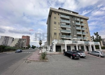 Edificio all\'aperto - Trilocale via popilia
 
252, Cosenza - foto 1