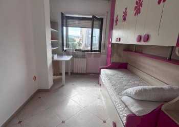 Camera / camera da letto - Trilocale via popilia
 
252, Cosenza - foto 9