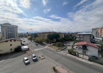 Edificio all\'aperto - Trilocale via popilia
 
252, Cosenza - foto 13