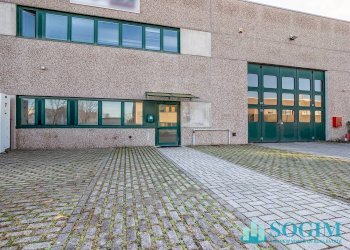 Foto 2 - Capannone via tevere, Fino Mornasco - foto 2