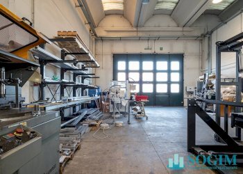 Foto 5 - Capannone via tevere, Fino Mornasco - foto 5