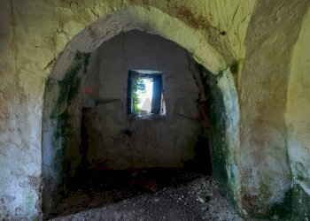 Stanza vuota - Baita Strada Chirulli Grande, Martina Franca - photo 6