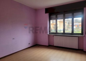 Stanza vuota - Semi-detached house Via Giuseppe Garibaldi
 
11, Gargallo - photo 12