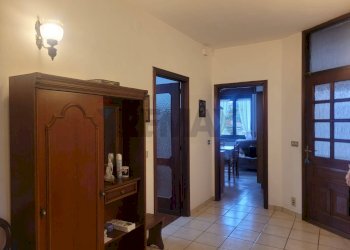 Hall / corridoio - Semi-detached house Via Giuseppe Garibaldi
 
11, Gargallo - photo 23