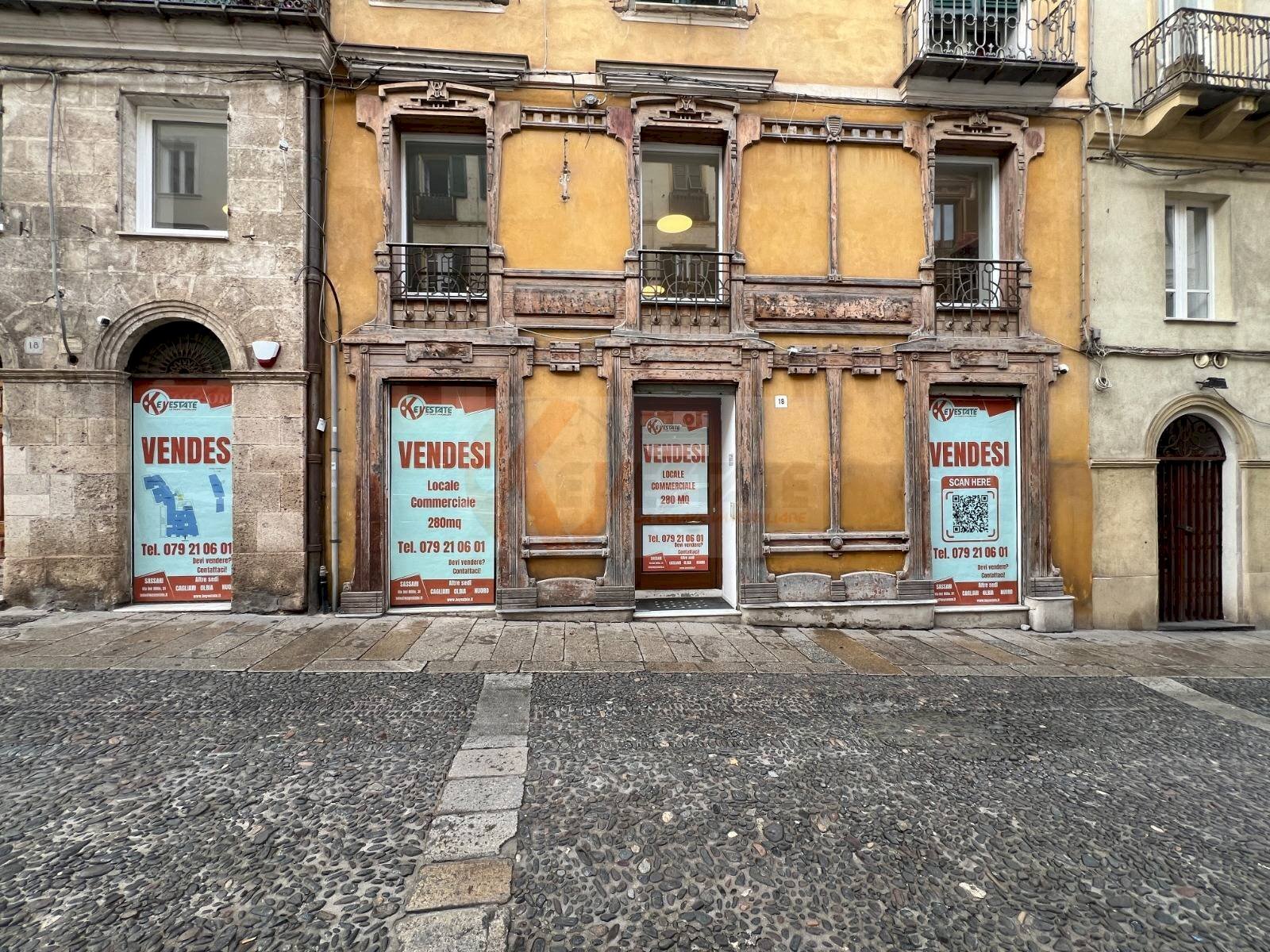 Foto 1 - Locale Commerciale Largo Cavallotti
 
18, Sassari - foto 1