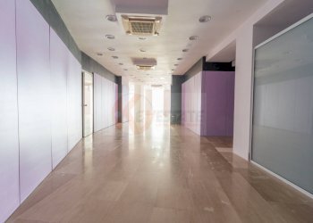 Foto 10 - Locale Commerciale Largo Cavallotti
 
18, Sassari - foto 10