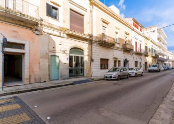 Foto 4 - Locale Commerciale Via Turati
 
37, Galatina - foto 4