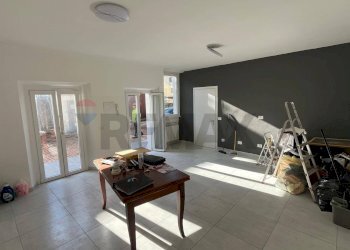 Soggiorno - Bilocale Varallo Pombia - foto 19