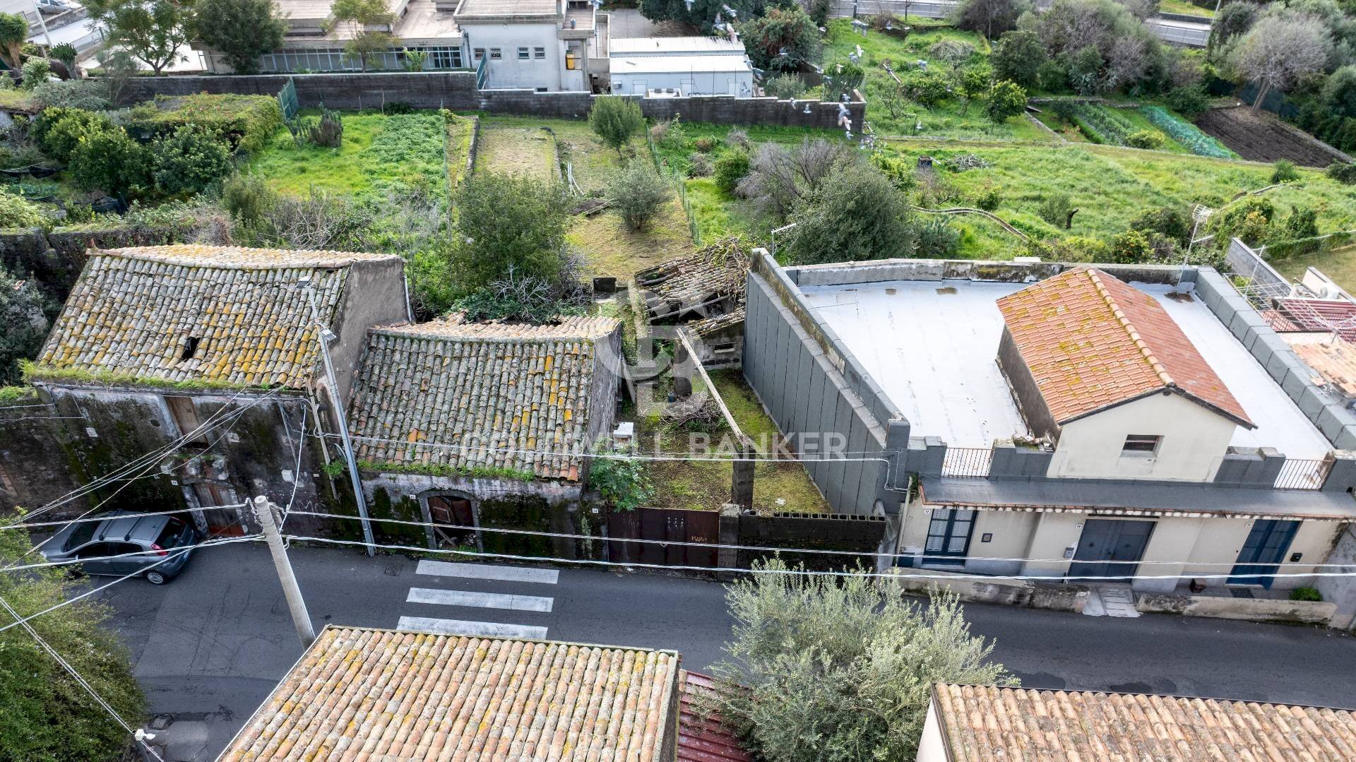 Foto 1 - Terreno edificabile via tripoli
 
36, Aci Castello - foto 1