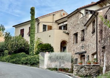 Foto 1 - Casa indipendente fraz. Segno, Vado Ligure - foto 1